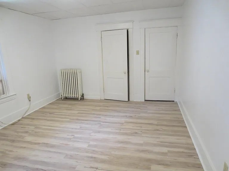 2421 Beechwood Blvd #C — Photo 22