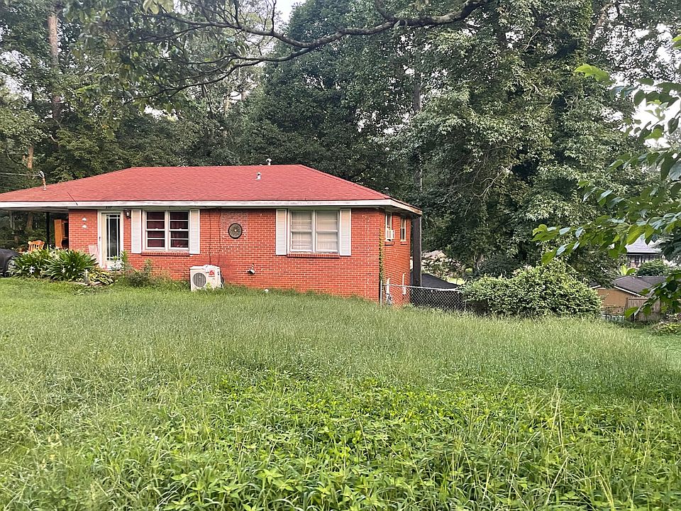 2nd image of 257 Dink Ln SE