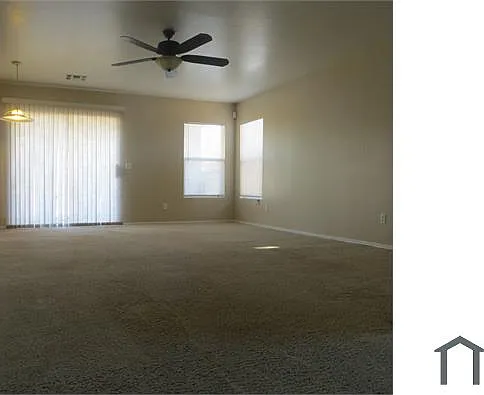 12210 W Flores Dr — Photo 2