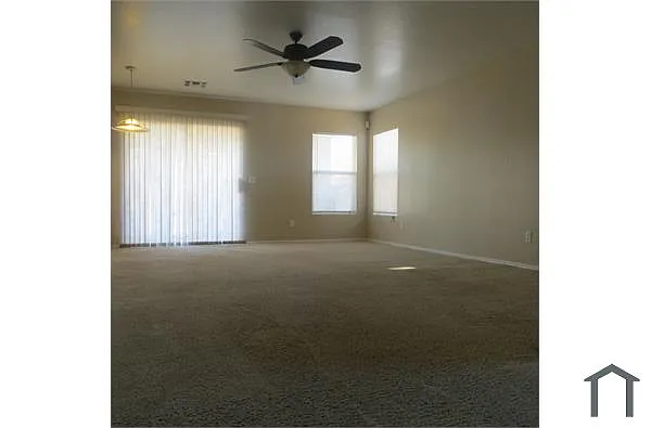 Building Photo - 12210 W Flores Dr