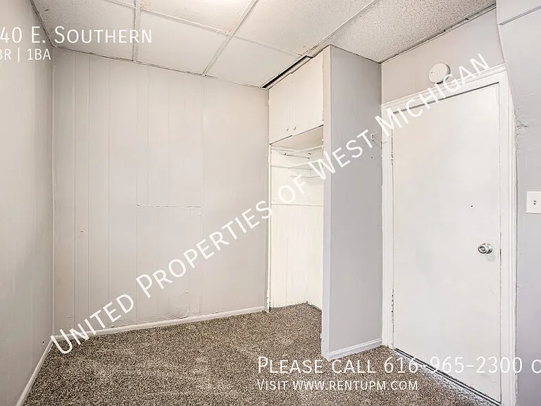 140 E Southern Ave — Photo 6