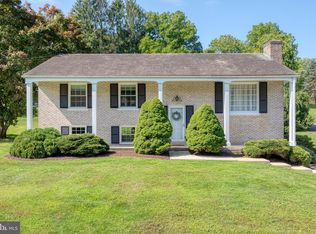 158 School House Rd, Lancaster, PA 17603