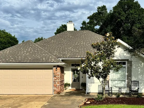 608 Burlington Cir, Broussard, LA 70518