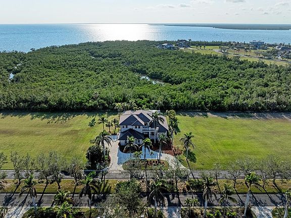 4th image of 21391 Harborside Blvd