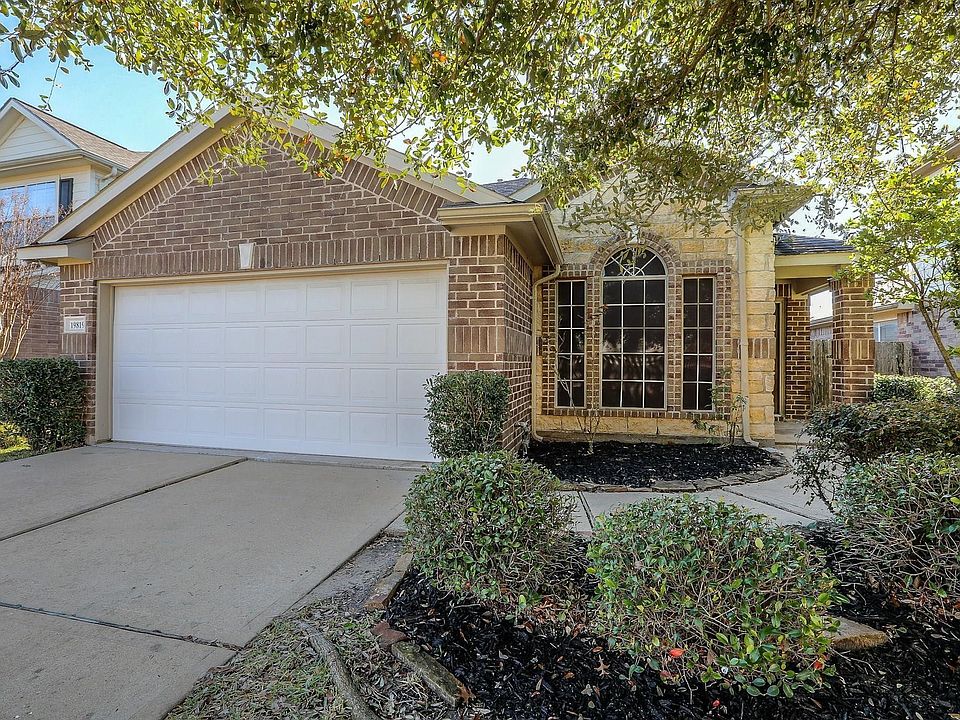 1st image of 19819 Whispering Hollow Ln