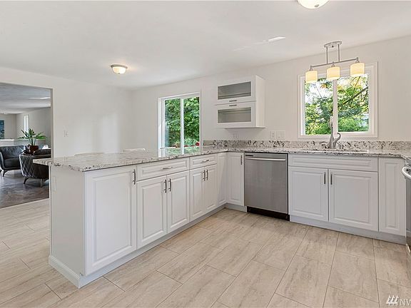 4th image of 3768 S 188th Pl