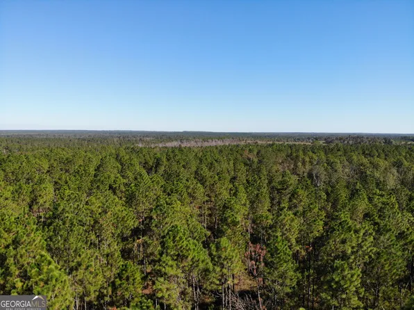 1701 E Golden Isles Hwy, Mc Rae Helena, GA 31055