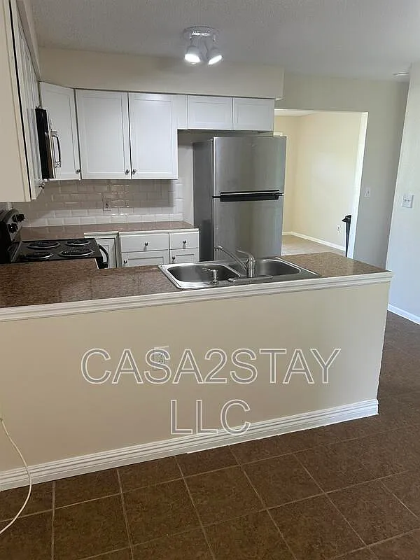 2 bed, 2.0 bath, $1,575 — Photo 3