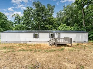 343 Reavis Rd, Harmony, NC 28634