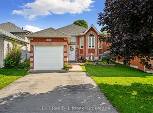 121 Haden Ave, Peterborough, ON K9H 7P6