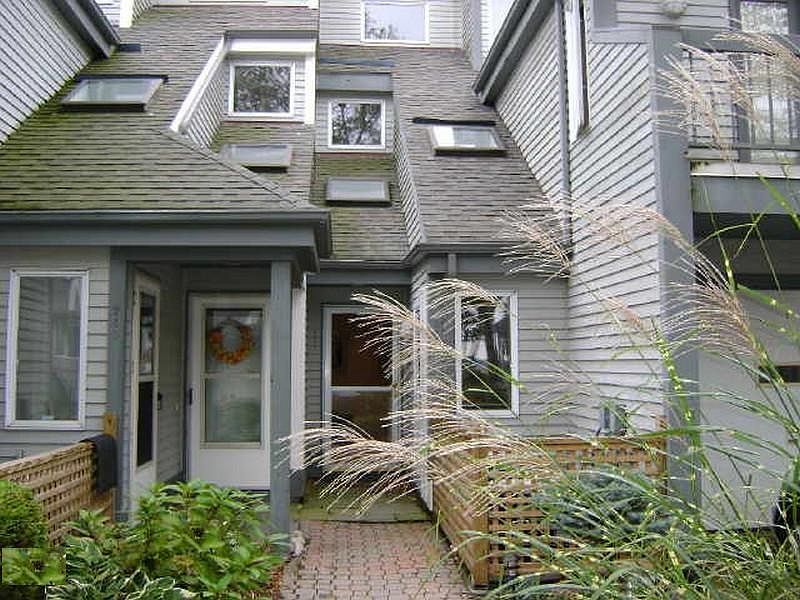 Immaculate Townhouse