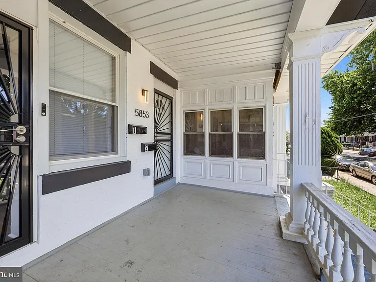 5853 Cedar Ave — Photo 2