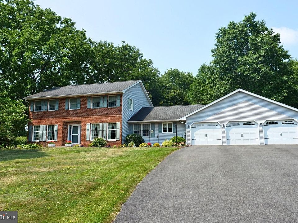 1st image of 308 Blacksmith Rd