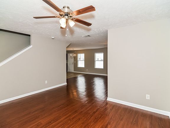 4th image of 3427 Country Almond Way