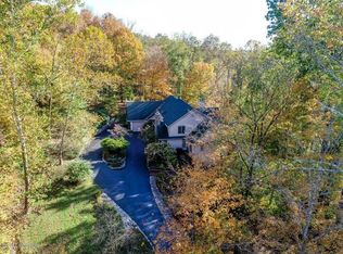 11606 Tenderfoot Ct, Prospect, KY 40059