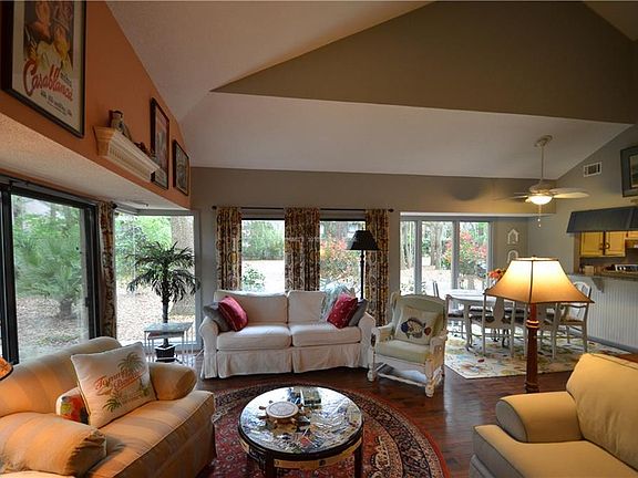 5th image of 1 Beachwood Dr