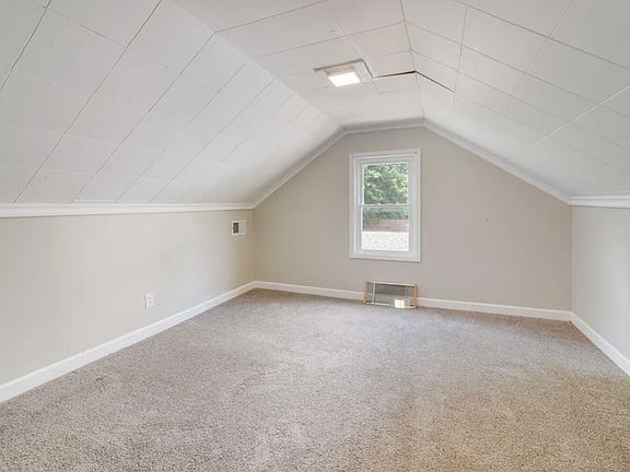 5th image of 8208 Kerry Rd