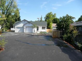 1735 Willis St, Redding, CA 96001