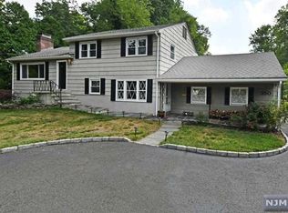 350 N Central Ave, Ramsey, NJ 07446