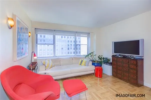 Sold by (Legacy) Elegran | media 5