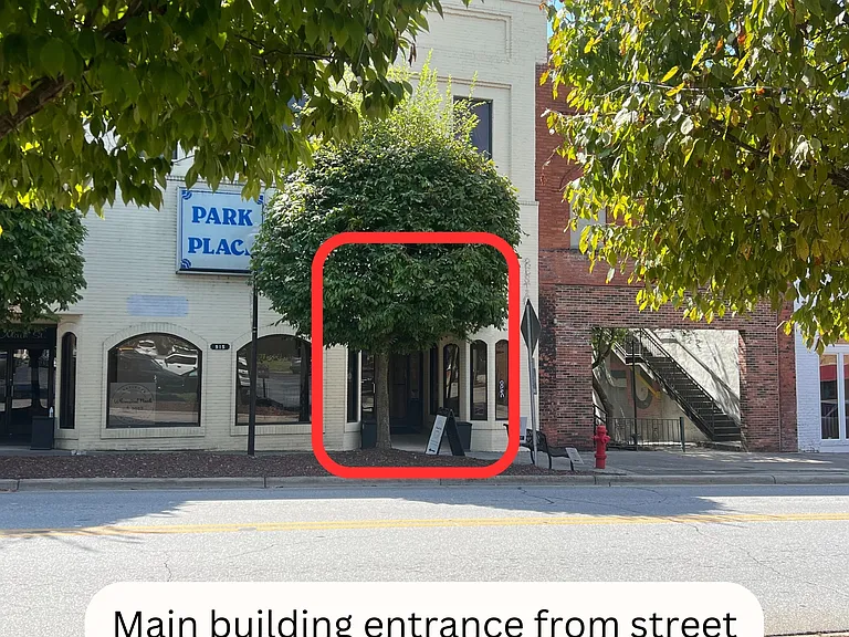 915 Main St — Photo 10