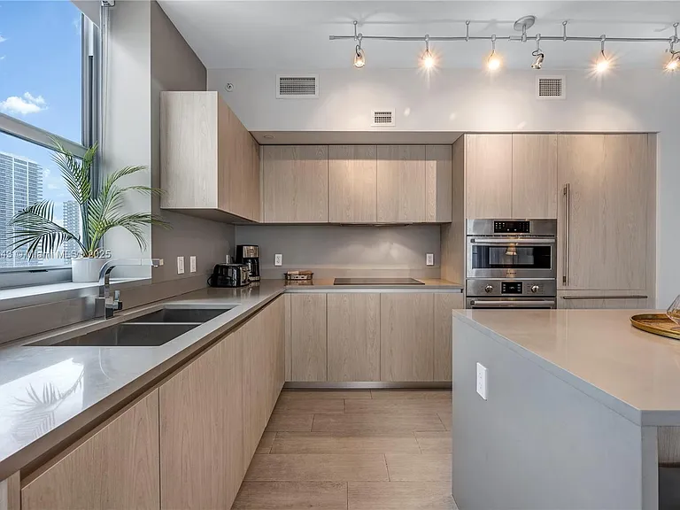 4010 S Ocean Dr #R2501 — Photo 10