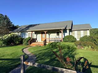 168 Mountain View Dr, Fancy Gap, VA 24328