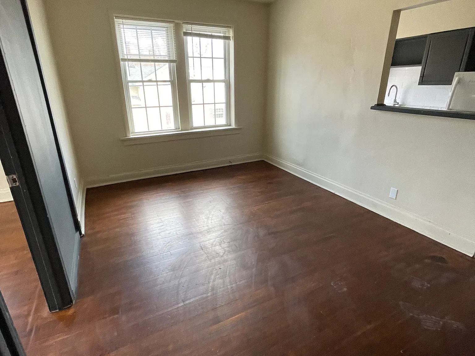 2 bed, 800 sqft, $1,050 — Photo 4