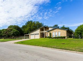 3741 Wendell Dr, North Richland Hills, TX 76117