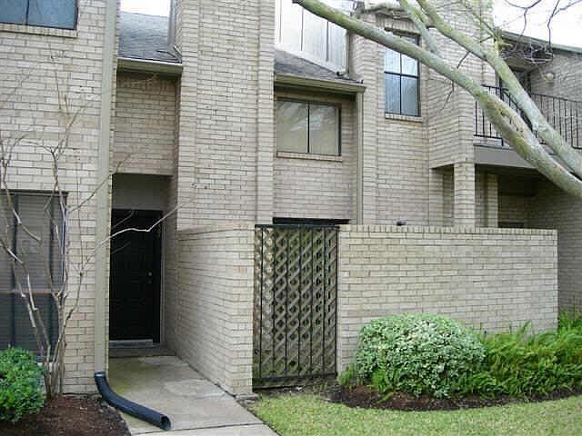 1st image of 10811 Richmond Ave APT 80