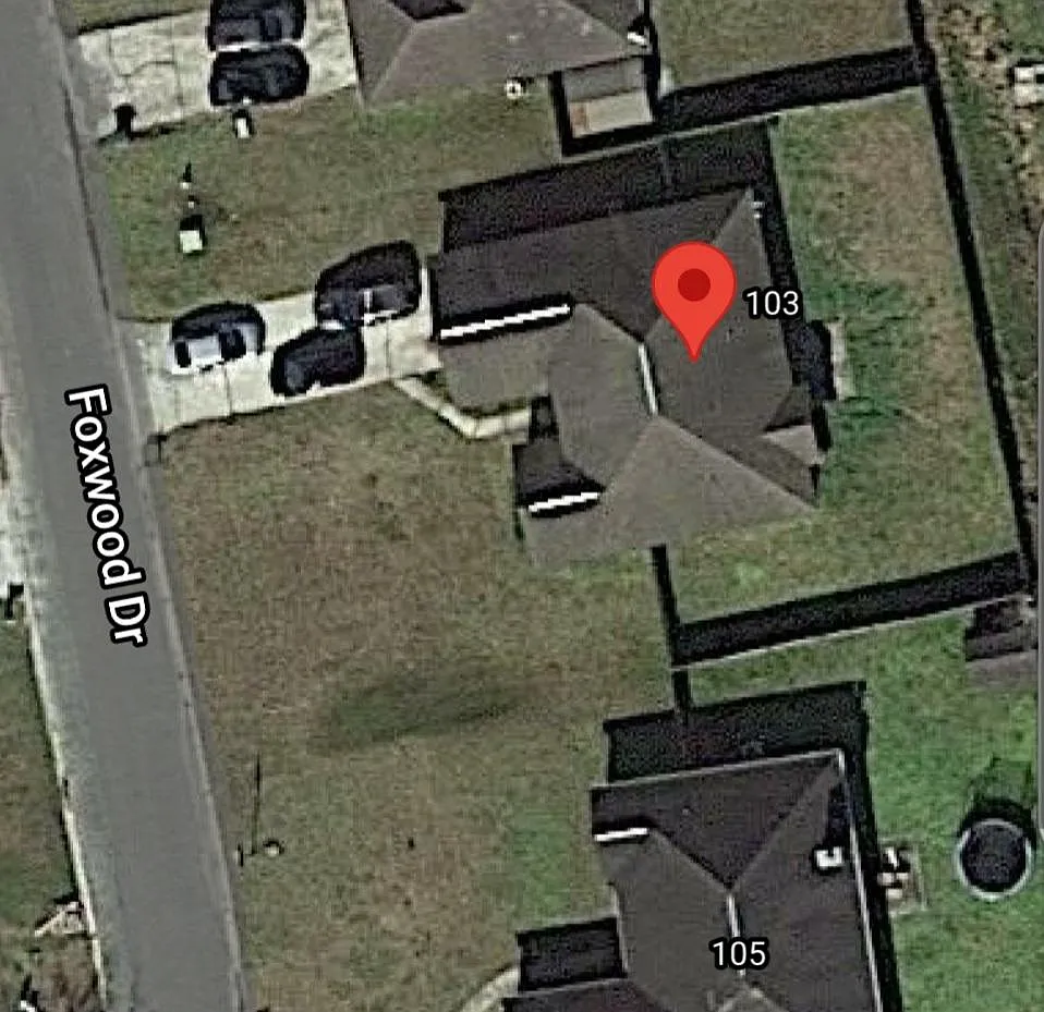 Building Photo - 103 Foxwood Dr