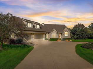 N7315 Hamms Rd, Burlington, WI 53105