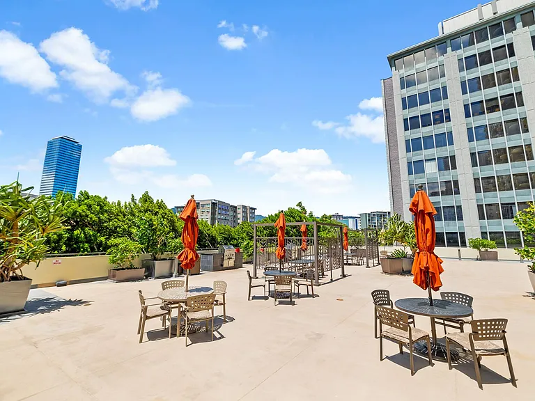1717 Ala Wai Blvd #1004 — Photo 23