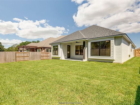 2nd image of 3707 Hardin Hills Dr