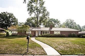 1st image of 90 Stoneyside Ln