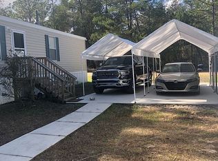 224 Suge Ln, Florahome, FL 32140