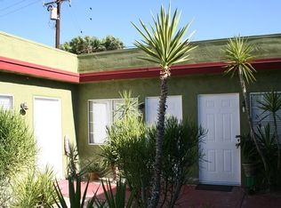 971 E Chuckwalla Rd, Palm Springs, CA 92262