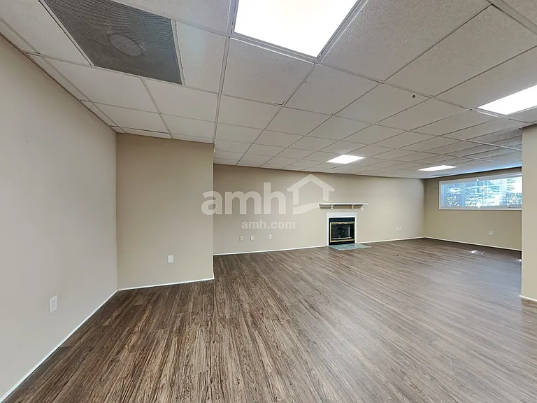 5160 Windsbury Ridge Rd — Photo 18