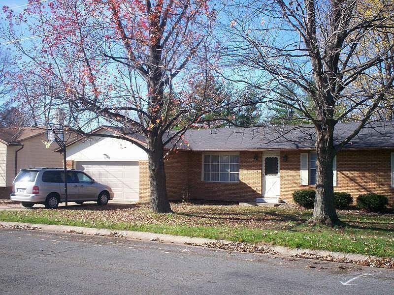307 E Airwood