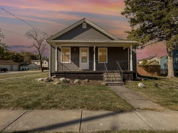 301 N Jackson St, Crown Point, IN 46307