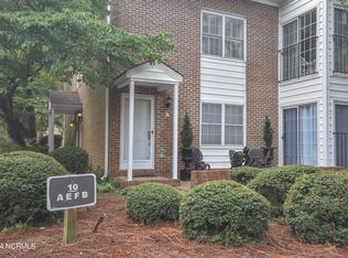 10 Pinehurst Mnr APT A, Pinehurst, NC 28374