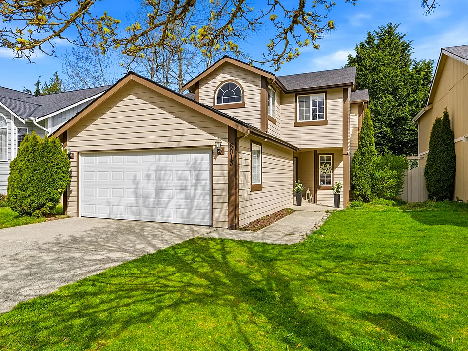 8913 1st Pl SE