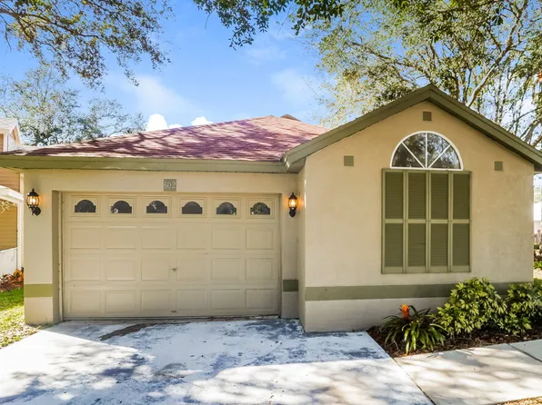602 Cape Cod Cir, Valrico, FL 33594