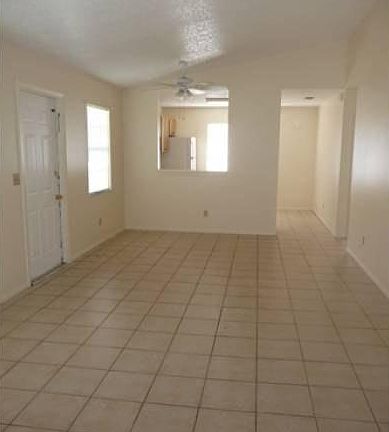 5th image of 3140 Saint Clair Ave