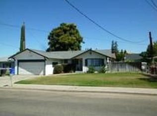 684 W Mulberry Ave, Porterville, CA 93257