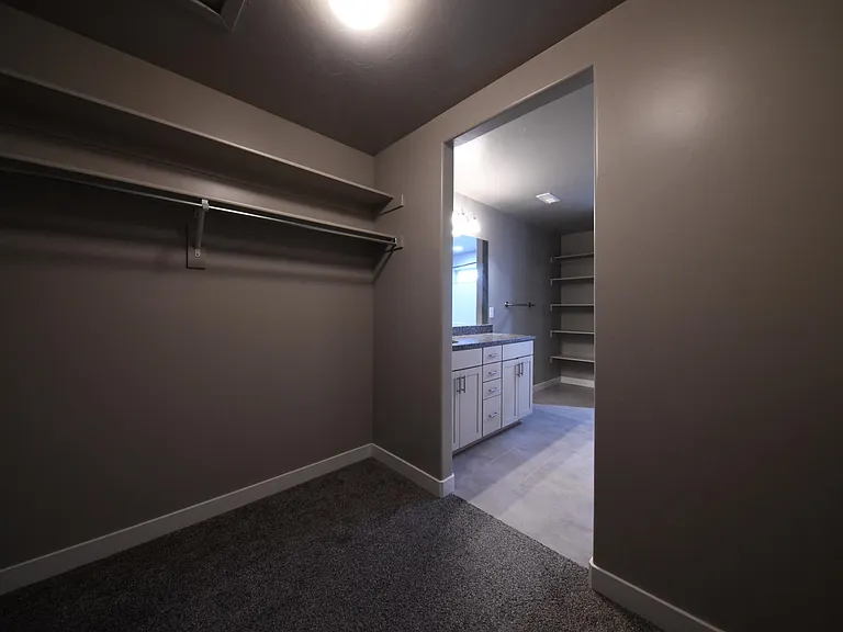 1391 W Bridal Veil Dr — Photo 15