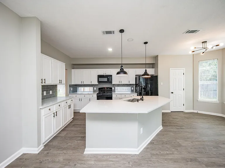 14011 Cypress Falls Dr — Photo 2
