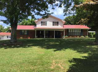 606 Apple Blossom Ln, Morristown, TN 37814