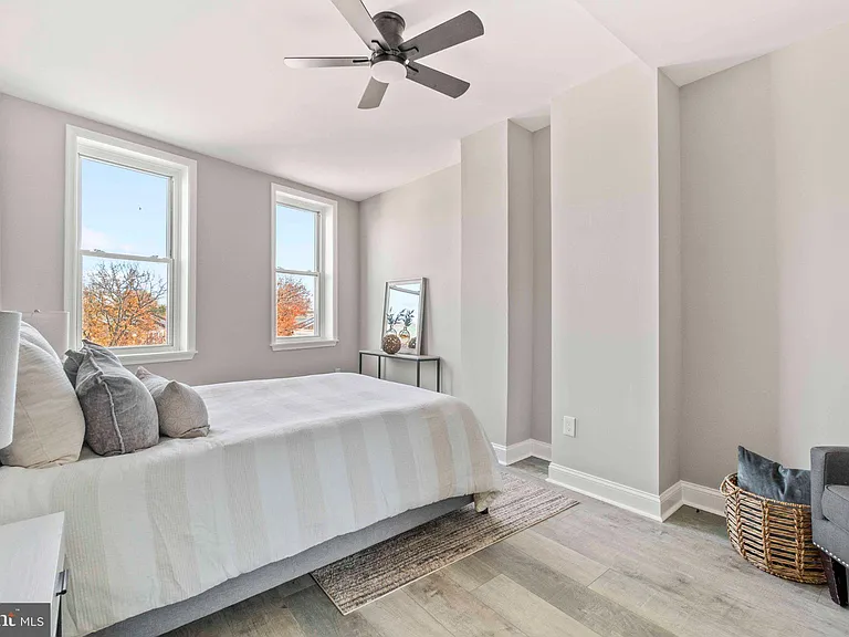 829 W Barre St — Photo 20