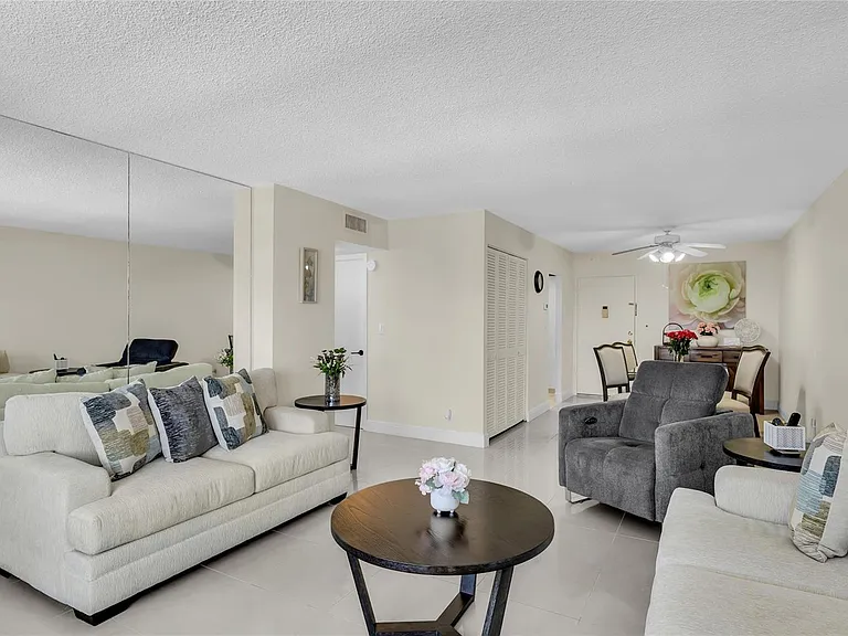 405 N Ocean Blvd #727 — Photo 12